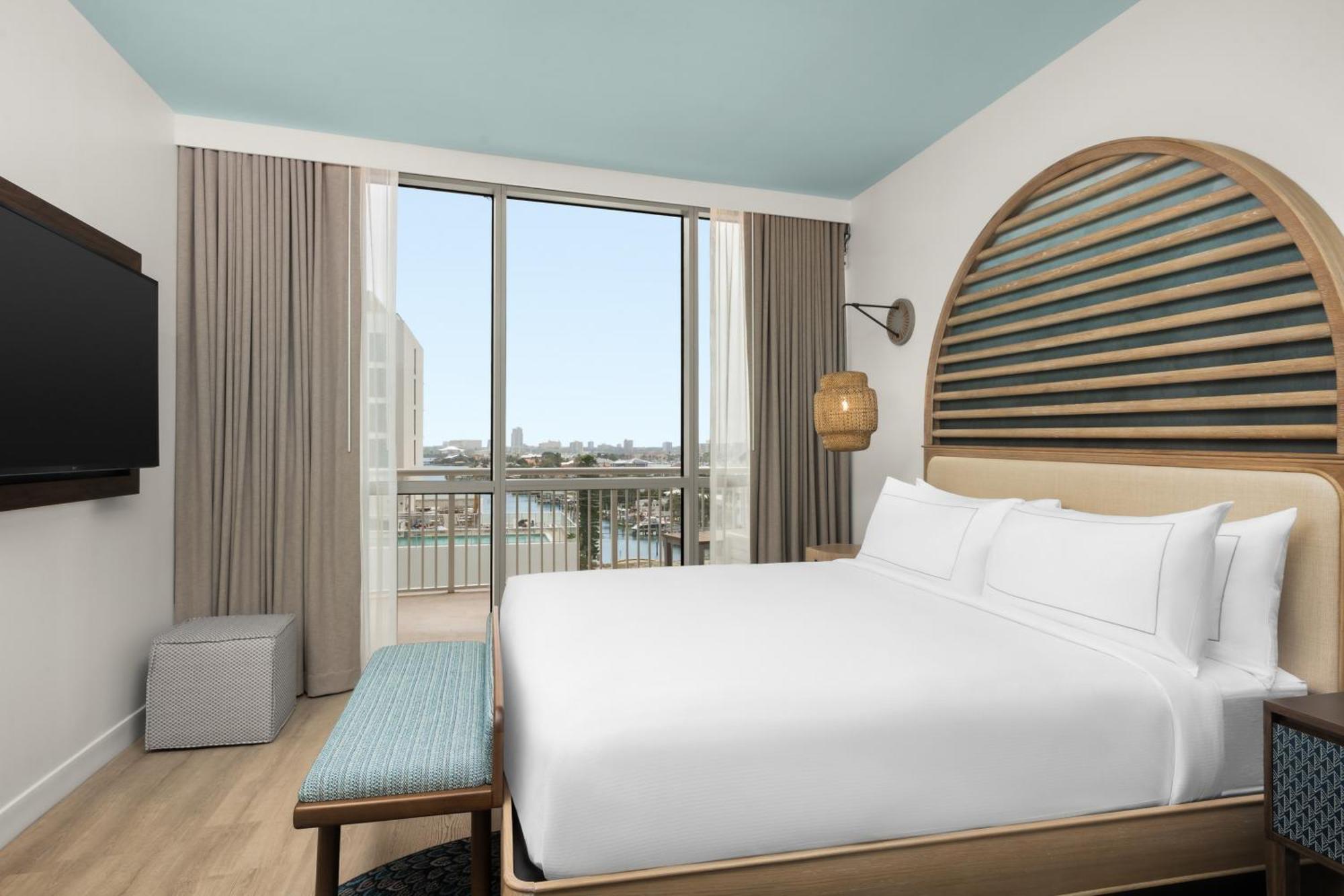 The Hiatus Clearwater Beach, Curio Collection By Hilton Екстериор снимка