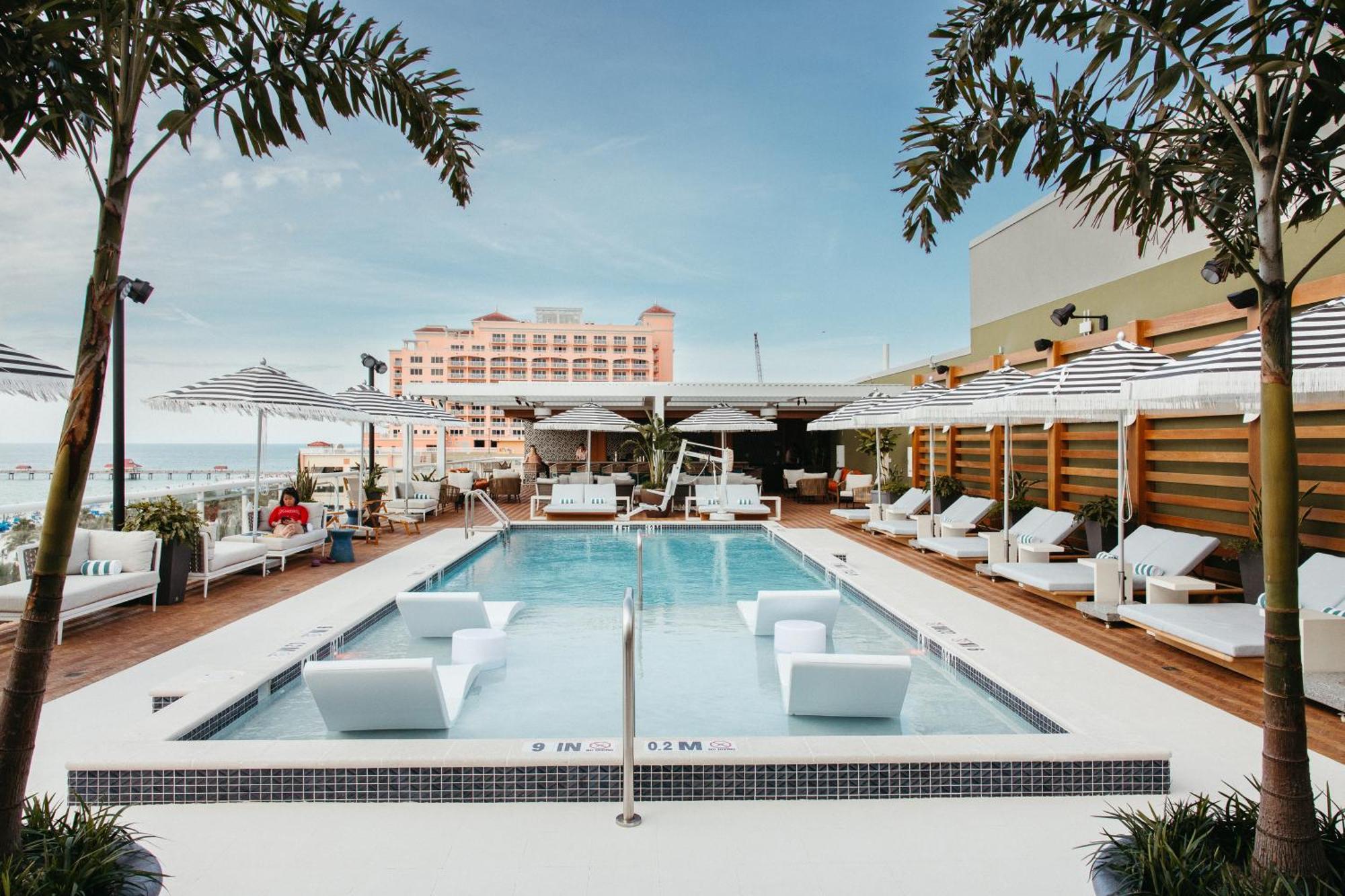 The Hiatus Clearwater Beach, Curio Collection By Hilton Екстериор снимка