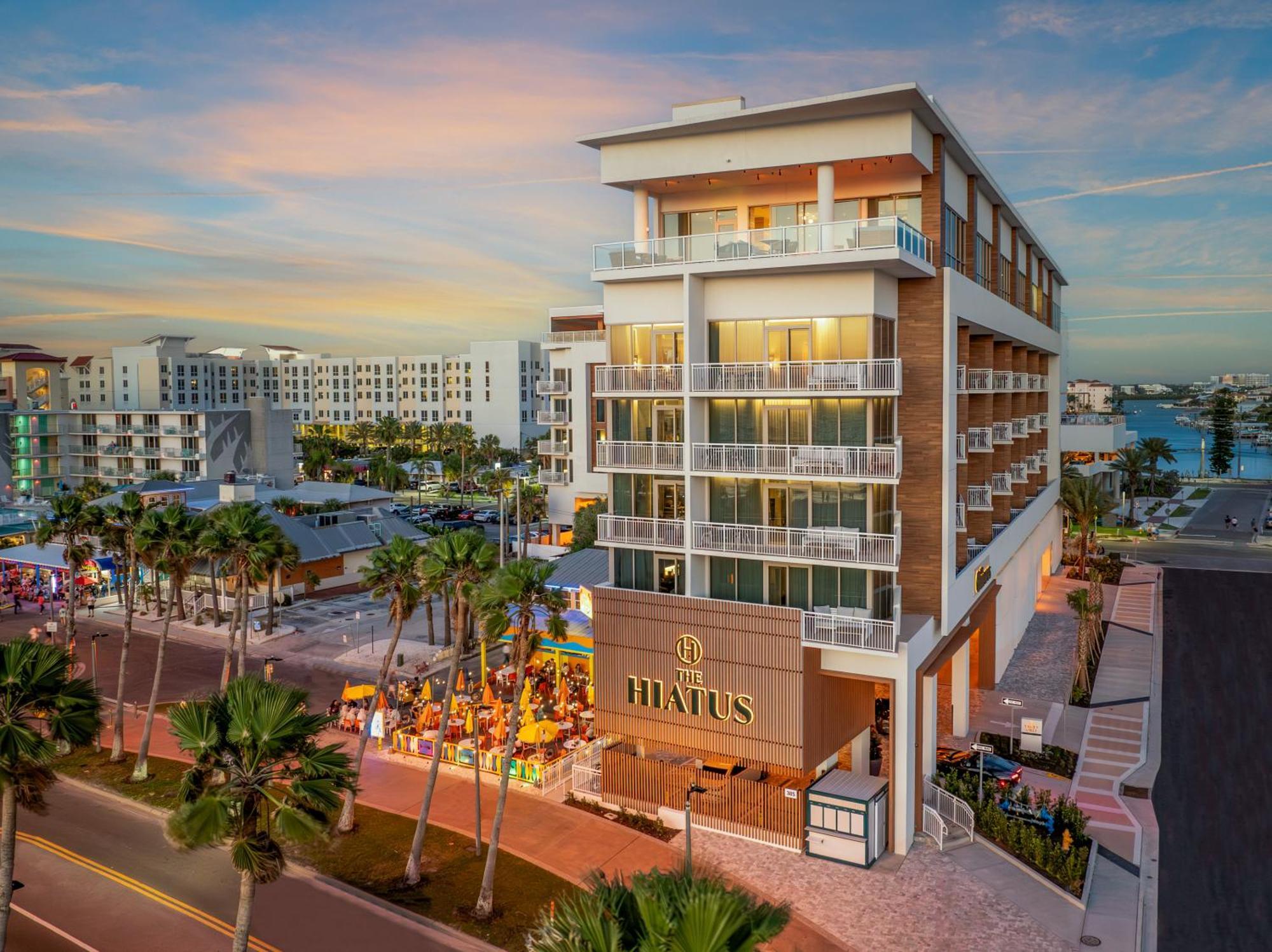 The Hiatus Clearwater Beach, Curio Collection By Hilton Екстериор снимка